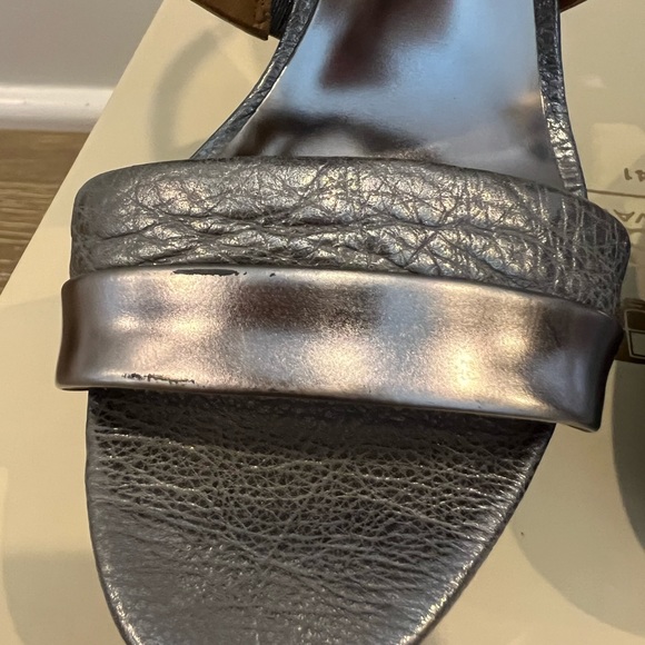 NEW Coach Pewter Heels 7.5M - Picture 7 of 9